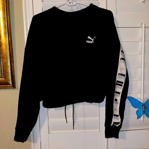 Puma Revolt Women's Plus Crew Neck Black Cropped Sweatshirt EUC Size Large